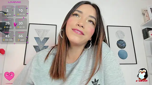 Snapshot of cristal__hot_1 chatting on February 21, 2025, 7:12 am cristal hot 1 online show from February 21, 2025, 7:12 am