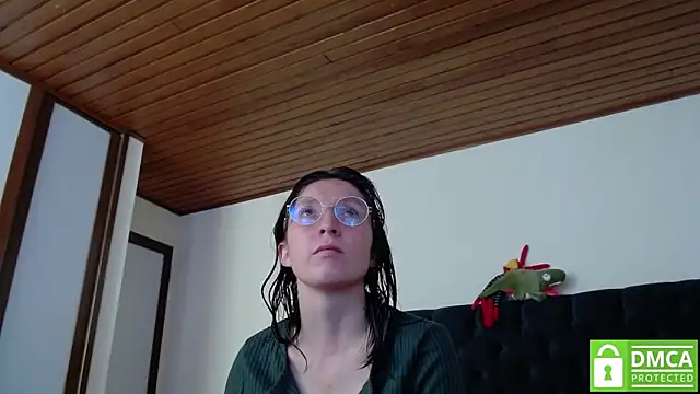 Sophi Cute online show from December 4, 2024, 2:04 pm