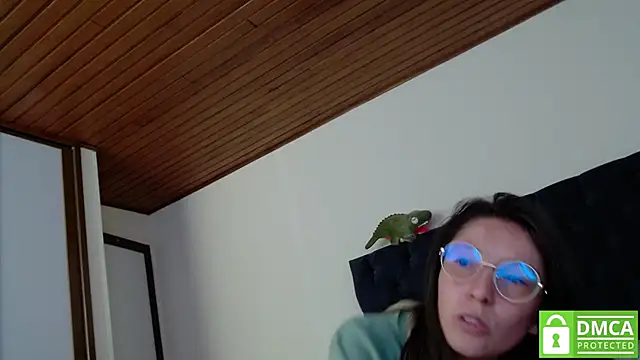 Sophi Cute online show from December 22, 2024, 3:55 pm