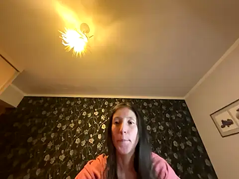 Sophi Cute online show from November 26, 2025, 4:08 pm