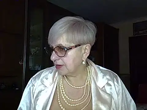 SweetCherry27 online show from February 4, 2025, 3:15 pm