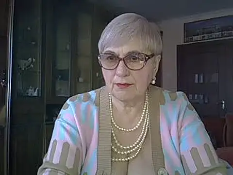 SweetCherry27 online show from February 5, 2025, 1:22 pm
