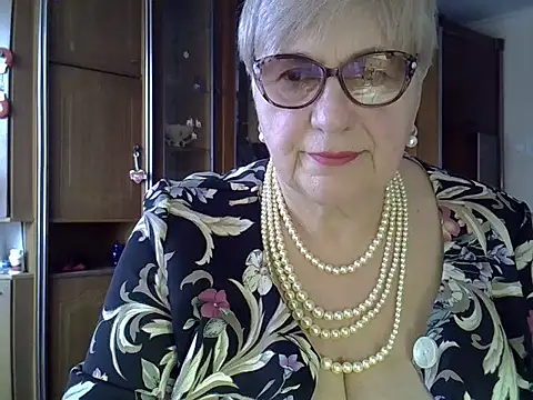 SweetCherry27 online show from February 16, 2025, 1:38 pm