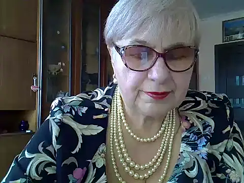 SweetCherry27 online show from February 17, 2025, 12:48 pm