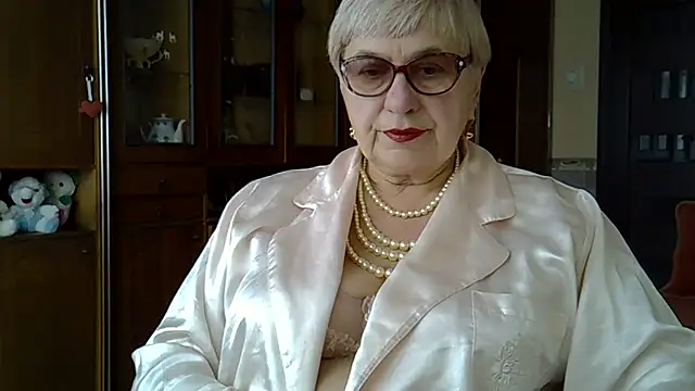 SweetCherry27 online show from March 6, 2025, 11:58 am