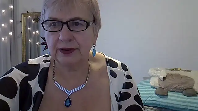Snapshot of SweetCherry27 chatting on January 17, 2026, 9:47 am SweetCherry27 online show from January 17, 2026, 9:47 am