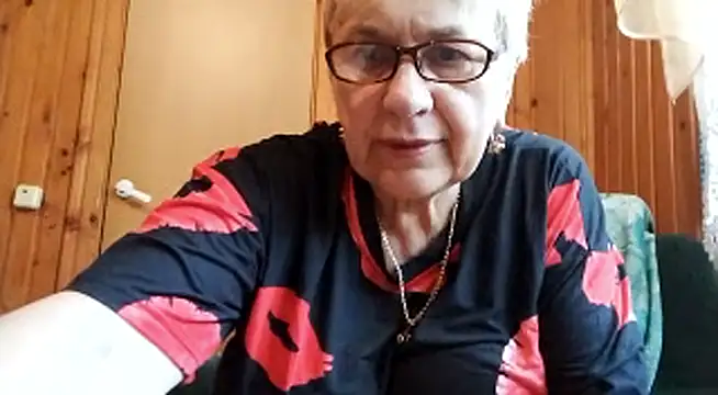Snapshot of SweetCherry27 chatting on June 20, 2026, 4:54 pm SweetCherry27 online show from June 20, 2026, 4:54 pm