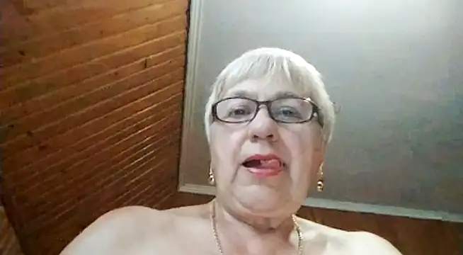 Snapshot of SweetCherry27 chatting on June 30, 2026, 5:25 pm SweetCherry27 online show from June 30, 2026, 5:25 pm