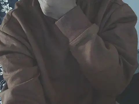 Snapshot of Supriya201 chatting on November 4, 2025, 7:29 am Supriya201 online show from November 4, 2025, 7:29 am