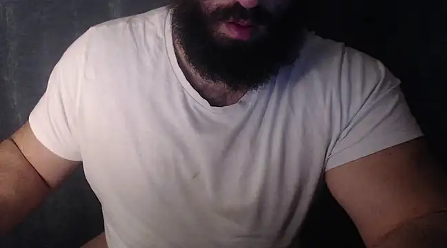 Snapshot of hugemachohandsome chatting on January 16, 2025, 12:34 am hugemachohandsome online show from January 16, 2025, 12:34 am
