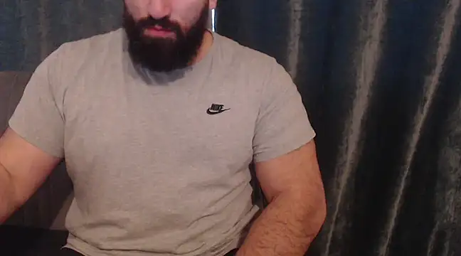 Snapshot of hugemachohandsome chatting on January 29, 2025, 9:44 am hugemachohandsome online show from January 29, 2025, 9:44 am