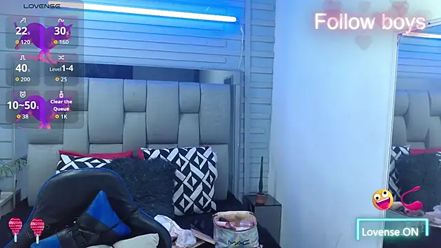 evelin zaens online show from January 17, 2026, 4:06 am