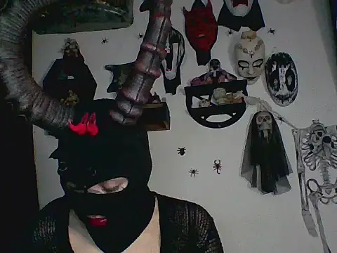 Snapshot of FeticheMacabre chatting on November 30, 2025, 6:50 am FeticheMacabre online show from November 30, 2025, 6:50 am