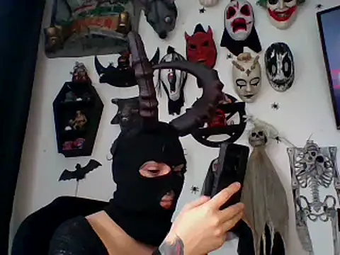 Snapshot of FeticheMacabre chatting on February 24, 2026, 6:50 pm FeticheMacabre online show from February 24, 2026, 6:50 pm