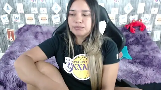 SaraCrow online show from January 25, 2025, 8:10 am