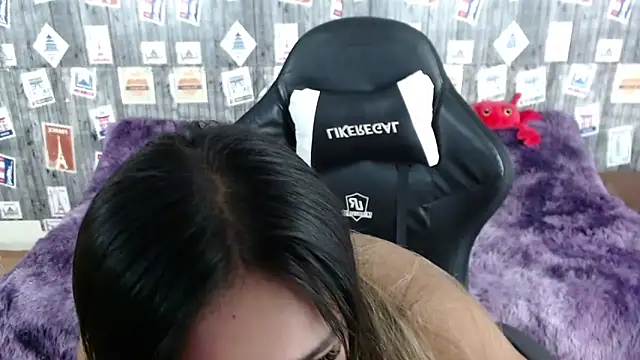 SaraCrow online show from February 10, 2025, 8:42 am