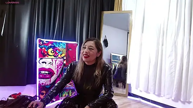 LatexDevil Blondie online show from January 17, 2025, 8:33 pm