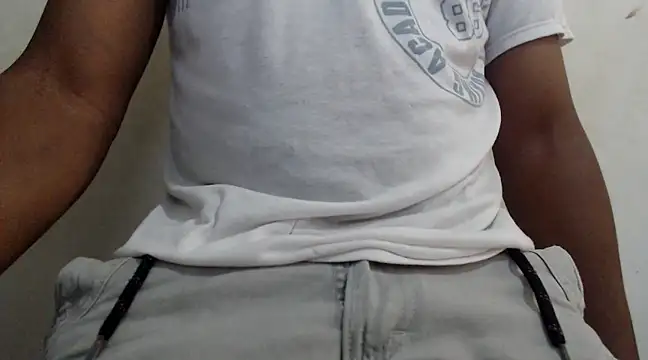 royblackbigpvt online show from February 24, 2025, 6:15 pm