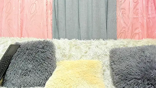 Snapshot of iisabella_gonzalez chatting on February 14, 2025, 4:15 am iisabella gonzalez online show from February 14, 2025, 4:15 am