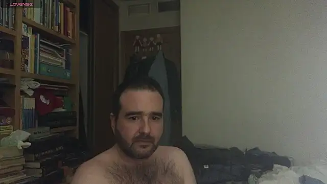 curiosillo83 online show from March 9, 2025, 10:41 am