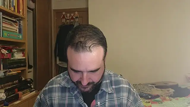 curiosillo83 online show from October 31, 2025, 3:57 pm