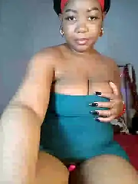 Snapshot of Sexypresh302 chatting on January 5, 2025, 6:35 am Sexypresh302 online show from January 5, 2025, 6:35 am