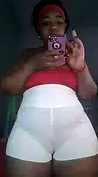 Snapshot of Sexypresh302 chatting on January 6, 2025, 7:09 am Sexypresh302 online show from January 6, 2025, 7:09 am