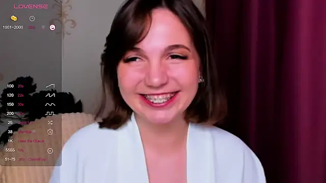 KindHazelHere  online show from March 14, 2025, 1:27 am