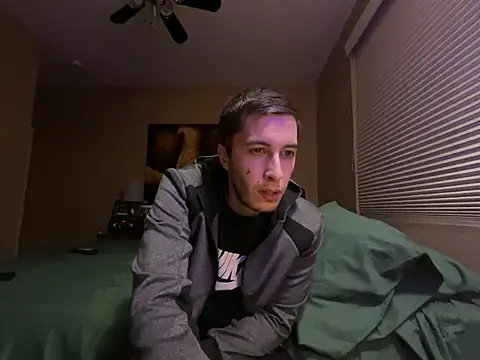 Bwcjoshbanks online show from December 16, 2024, 11:44 am
