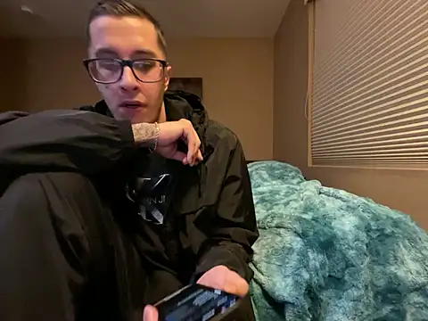 Bwcjoshbanks online show from January 29, 2025, 3:01 am
