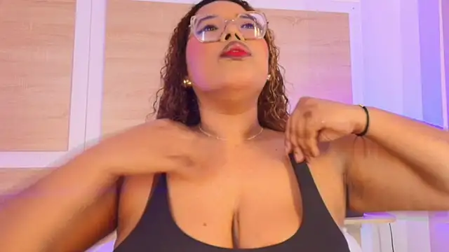 Snapshot of _nickypurple_ chatting on July 10, 2026, 1:58 pm nickypurple online show from July 10, 2026, 1:58 pm