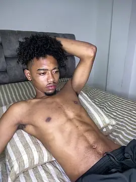 matatanlove online show from February 28, 2025, 5:26 am