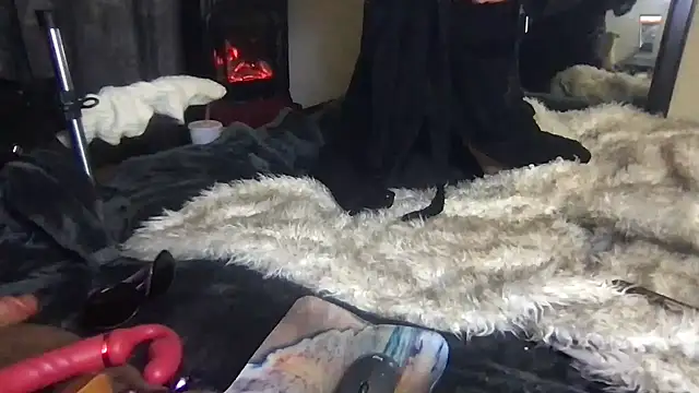 TiffaneyLove online show from November 30, 2025, 11:53 pm