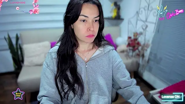 Lunlunera online show from February 2, 2026, 2:43 am