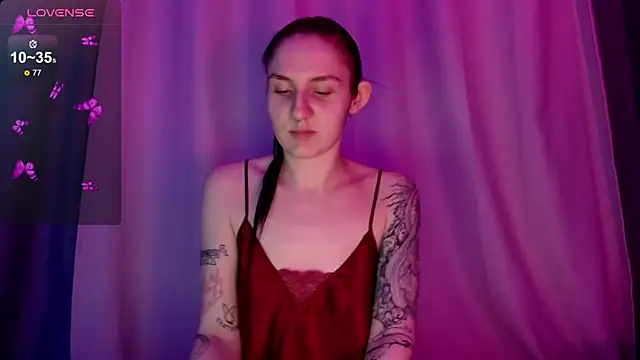 NiaEllis online show from January 9, 2025, 8:11 pm