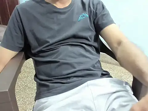 Snapshot of ArjunDeeper chatting on October 17, 2025, 5:15 pm ArjunDeeper online show from October 17, 2025, 5:15 pm