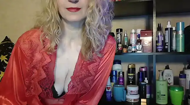 Natasha Nannette online show from January 25, 2025, 8:00 pm