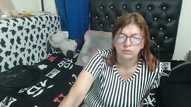 Snapshot of jellyfishhot chatting on November 4, 2025, 6:07 pm jellyfishhot online show from November 4, 2025, 6:07 pm