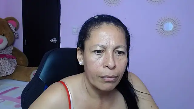 Snapshot of mature_martina chatting on February 10, 2025, 10:30 pm mature martina online show from February 10, 2025, 10:30 pm