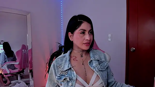 Snapshot of JESYSOZ23_ chatting on February 24, 2026, 8:51 pm JESYSOZ23 online show from February 24, 2026, 8:51 pm