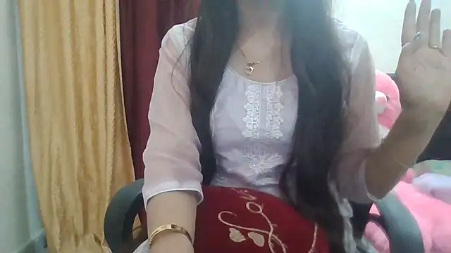 Sexy iknoor online show from May 19, 2026, 5:25 am