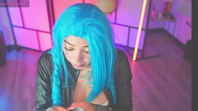 isa red hair online show from February 2, 2026, 2:10 am