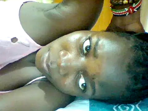 Snapshot of Alessandrajenna chatting on March 4, 2025, 9:32 pm Alessandrajenna online show from March 4, 2025, 9:32 pm