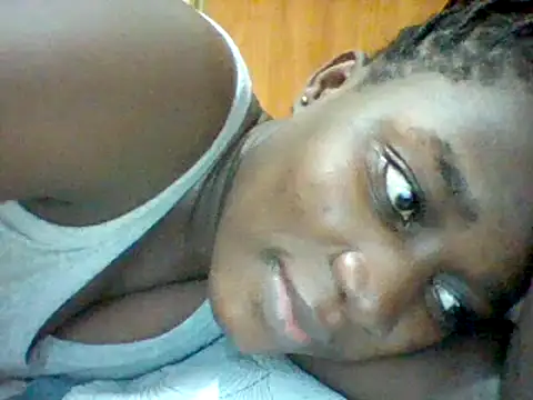 Snapshot of Alessandrajenna chatting on March 13, 2025, 9:05 pm Alessandrajenna online show from March 13, 2025, 9:05 pm