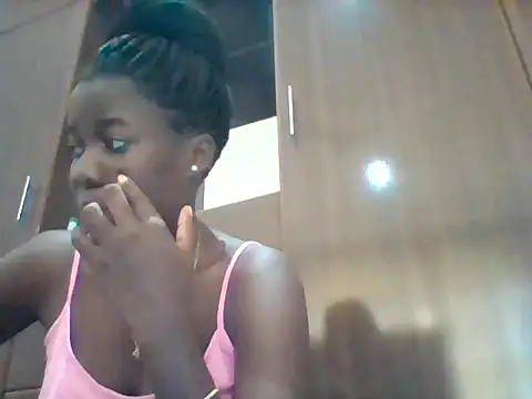 Alessandrajenna online show from April 12, 2026, 9:25 am