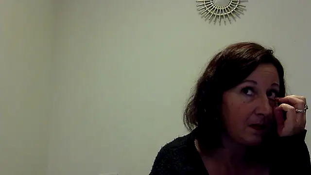 feline27 online show from November 11, 2025, 8:42 pm