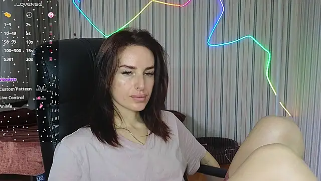xx adrihanna xx online show from July 20, 2026, 5:55 am