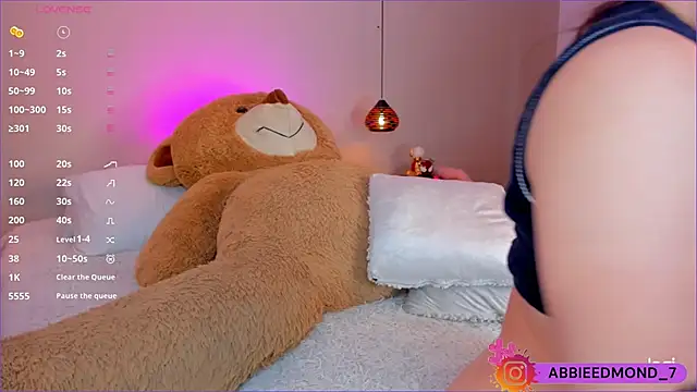 AbbieEdmond online show from January 27, 2025, 7:14 am