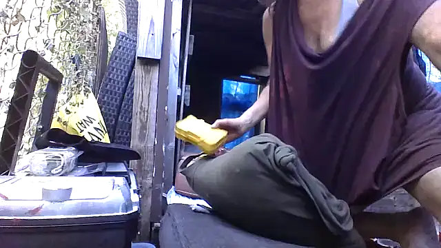 Snapshot of spundarella420 chatting on September 24, 2025, 9:51 pm spundarella420 online show from September 24, 2025, 9:51 pm