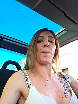 Ladykimberly XOXO online show from February 24, 2026, 3:32 pm